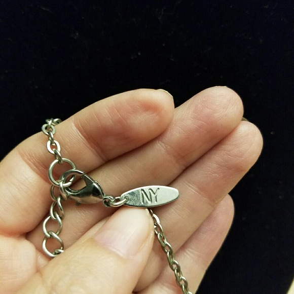 New York & Company necklance - Picture 4 of 6